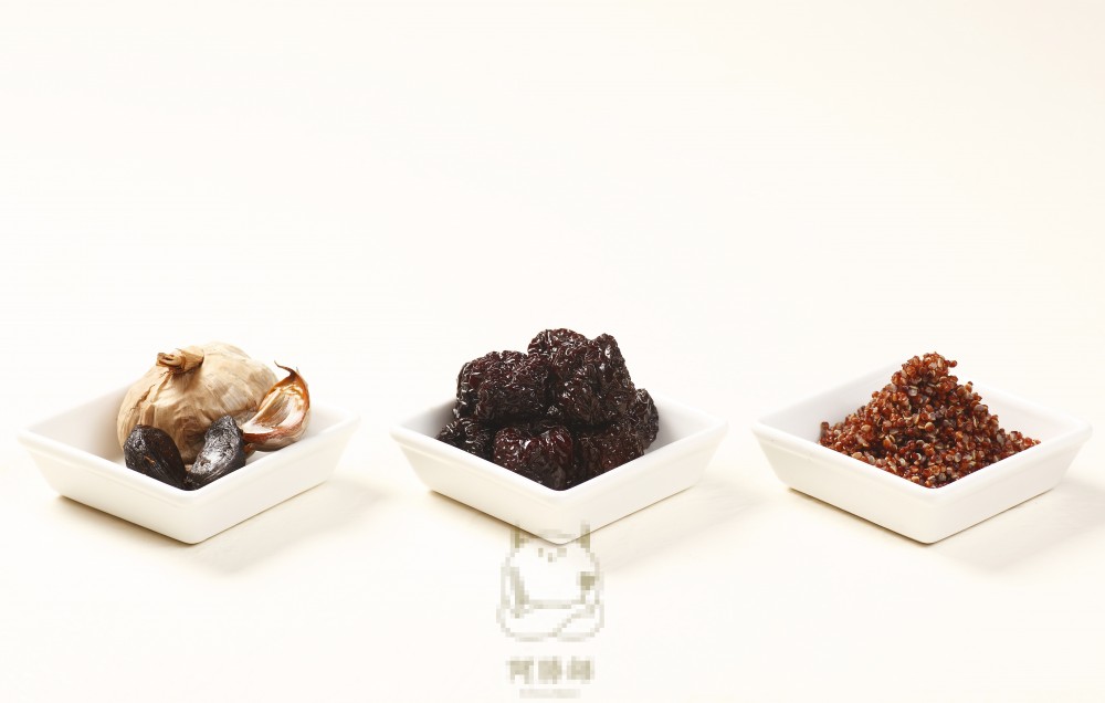 黑金蟲草雞湯