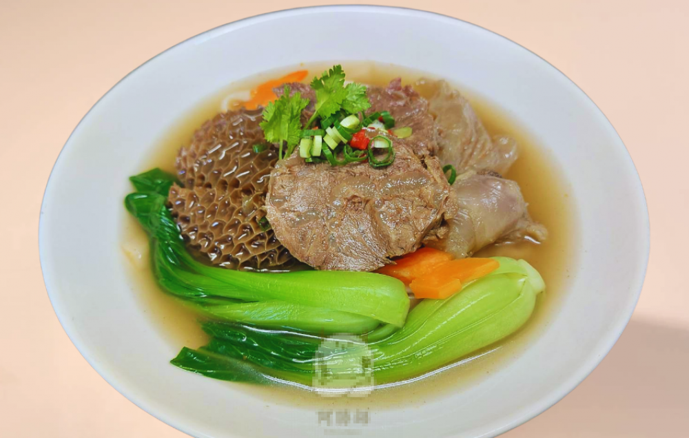   慢火細燉牛三寶麵